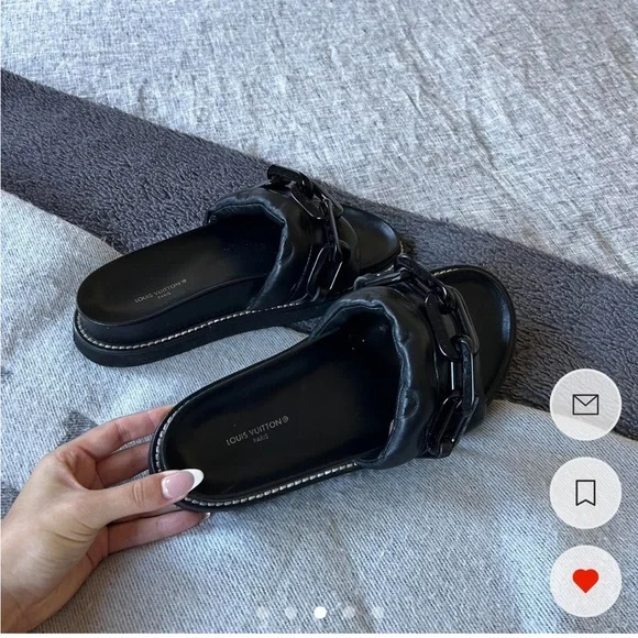❌SOLD❌Authentic Louis Vuitton Black leather Mules 🖤 - Picture 3 of 10